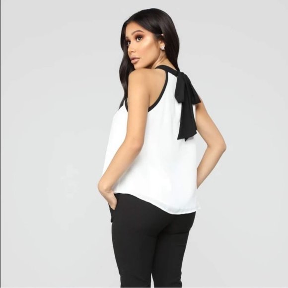 Black & White top - Picture 2 of 4